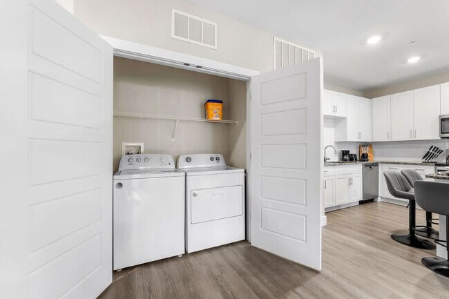 Building Photo - 12580 Windy Pointe Lp