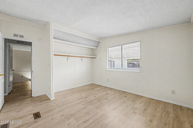 Building Photo - 8601 N 103rd Ave