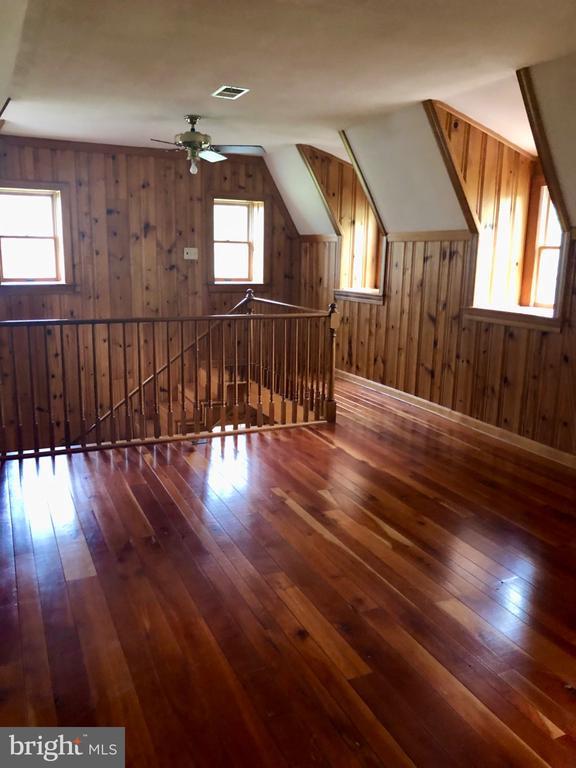Building Photo - 23171 Carters Farm Ln
