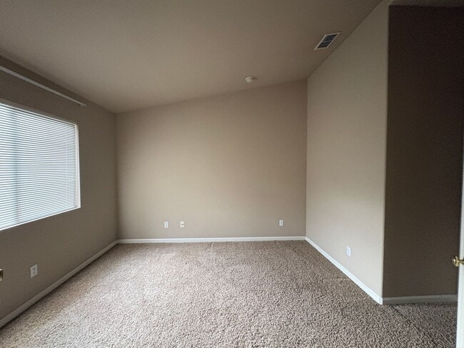 Building Photo - 148 Mike Gartrell Cir