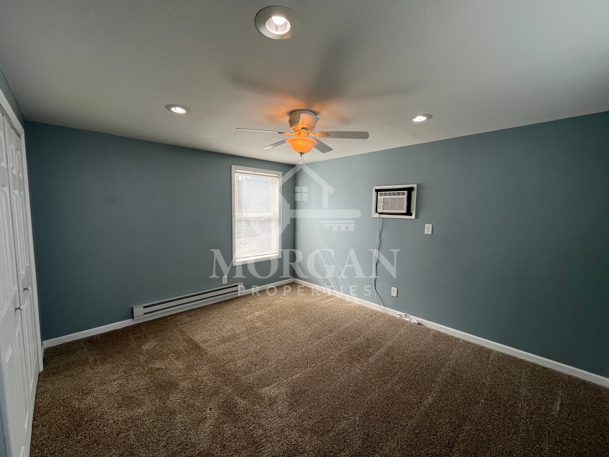 Building Photo - 307 S Main St