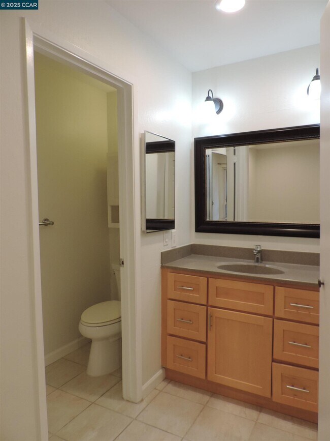 Building Photo - 1919 Ygnacio Valley Rd