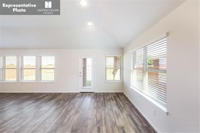 Building Photo - 634 Presidio St