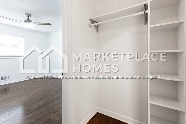 Building Photo - 2795 Pendant Pl