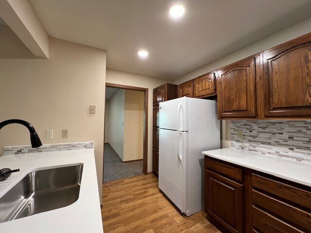 Building Photo - 3988 Fairway Hills Dr