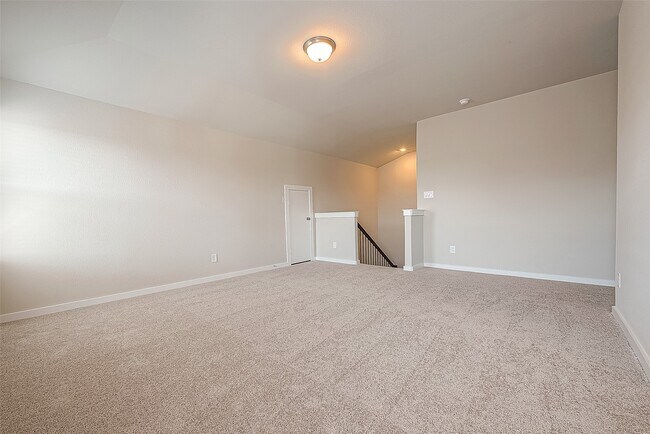 Building Photo - 8523 Lake Groove Ln