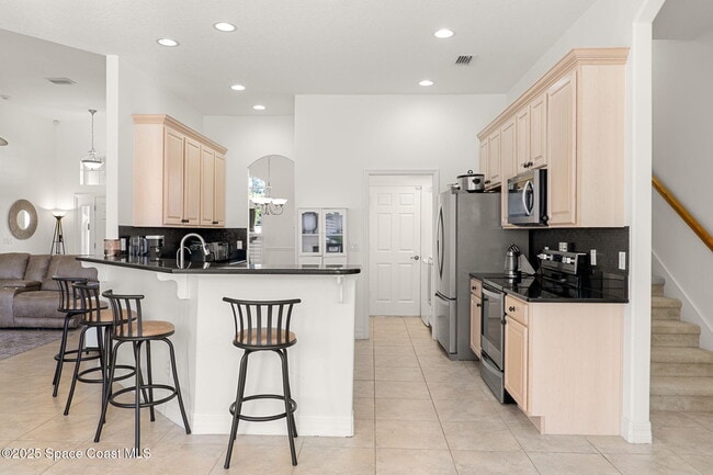 Building Photo - 379 Pentland Dr