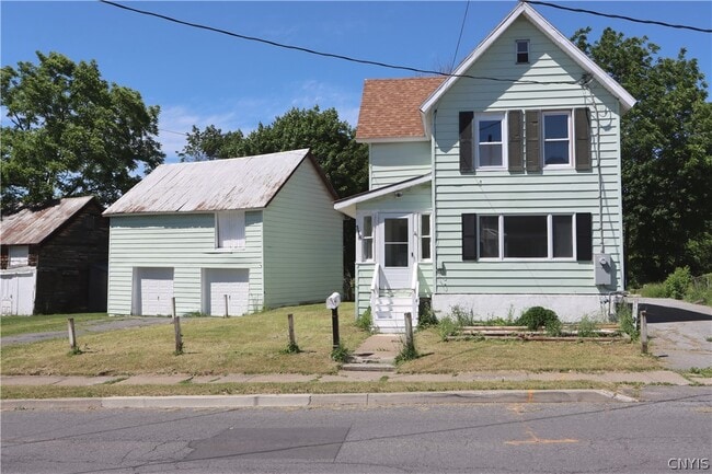 Building Photo - 318 W Hoard St