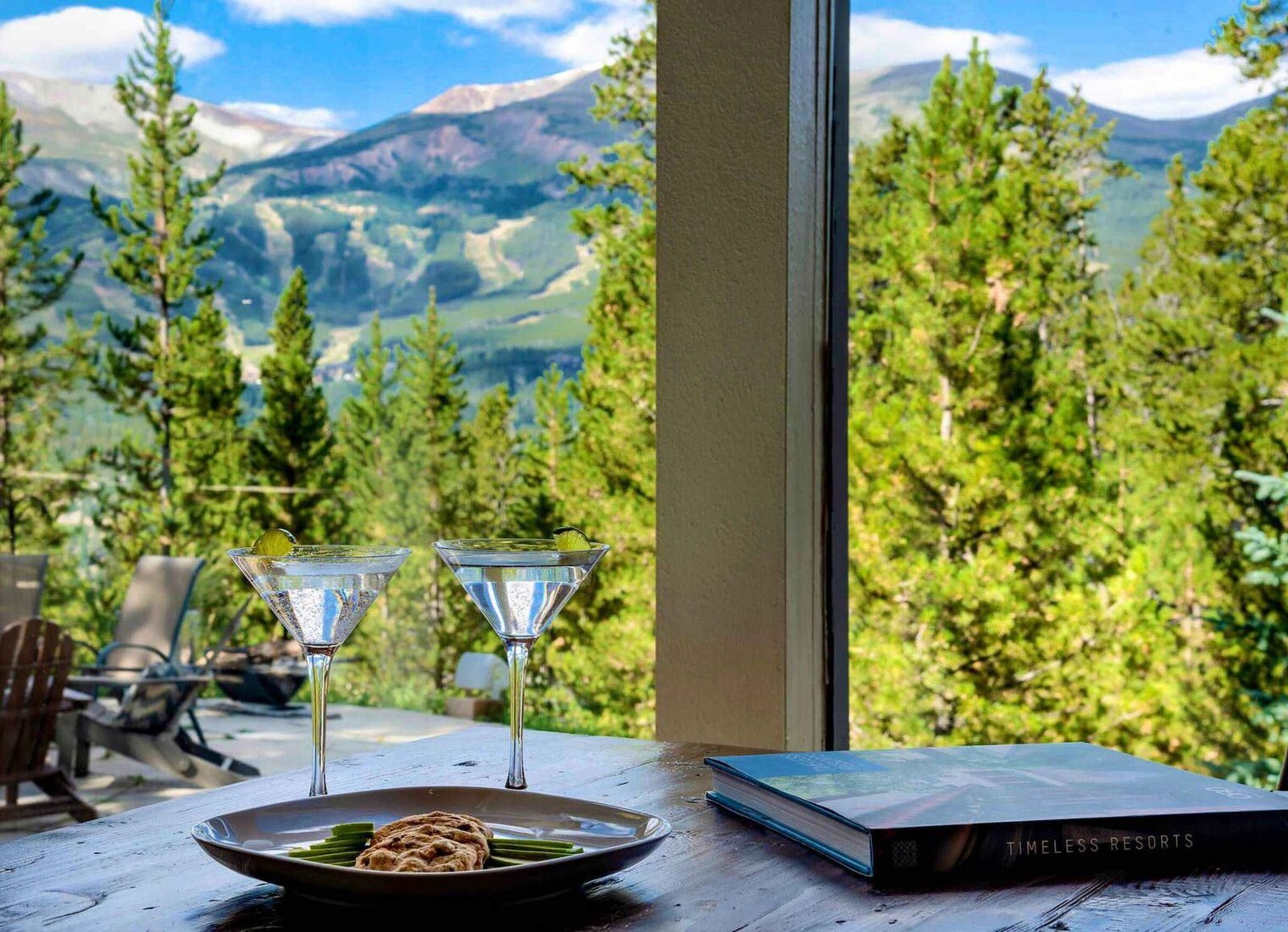 Building Photo - 1396 Forest Hills Dr