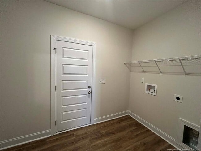 Building Photo - 244 Brickhill Dr