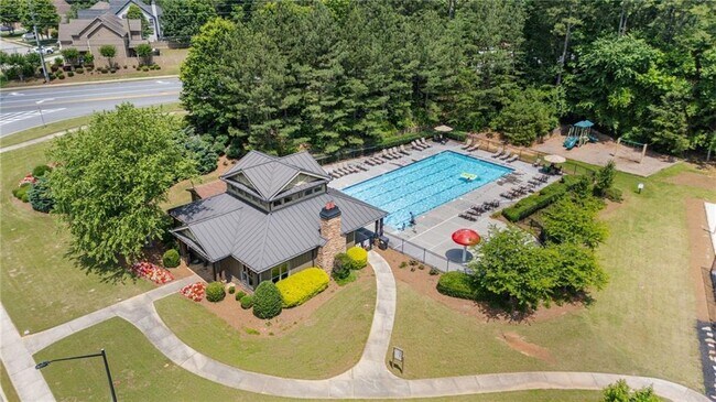 Building Photo - 96 Fairway Dr