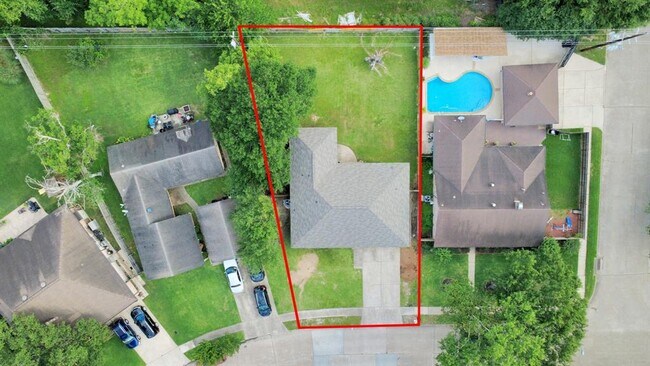 Building Photo - 13506 Cologne Dr