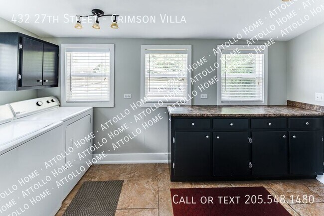 Building Photo - 432 27th St