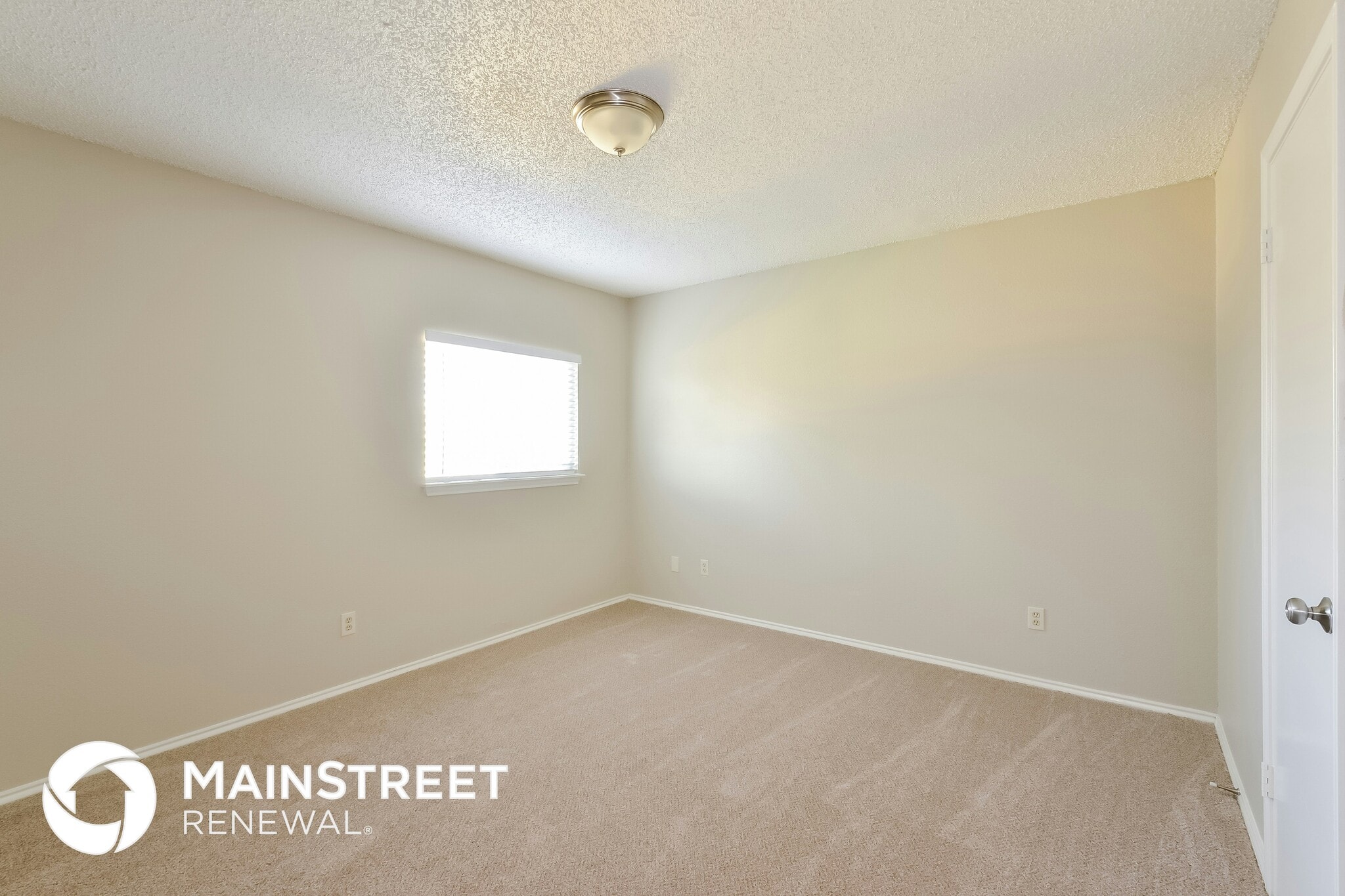 Building Photo - 5635 Sunup Dr