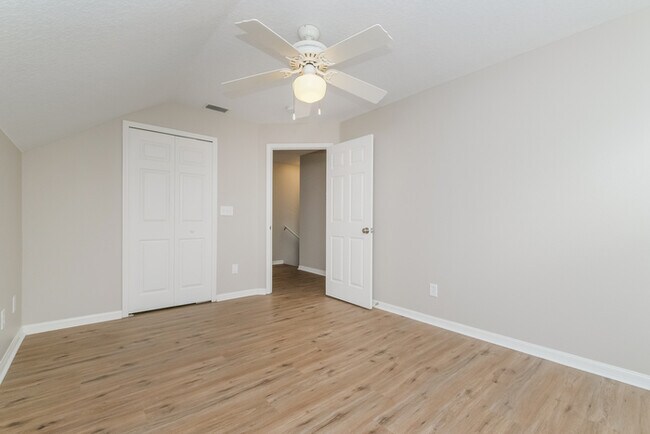 Building Photo - 10923 Brucehaven Dr