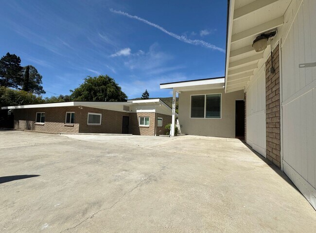 Building Photo - Brand New Upgraded 2BD2BA ADU | Gated | Canyon Views | Private Laundry & Parking