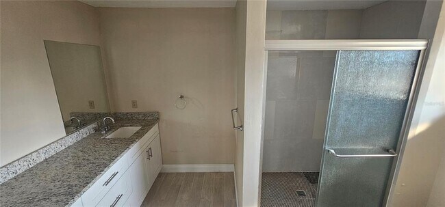 Building Photo - 383 Kenova St