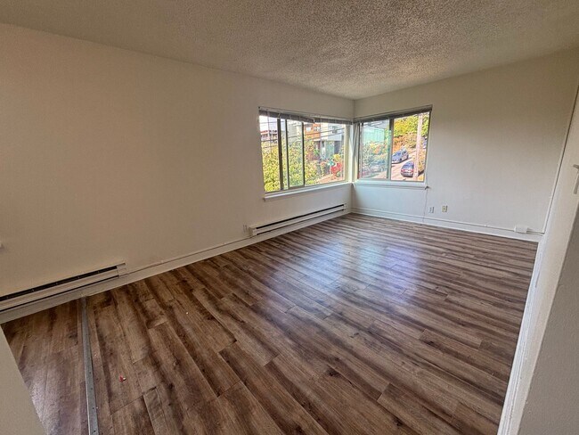 Interior Photo - The Norman Apartments
