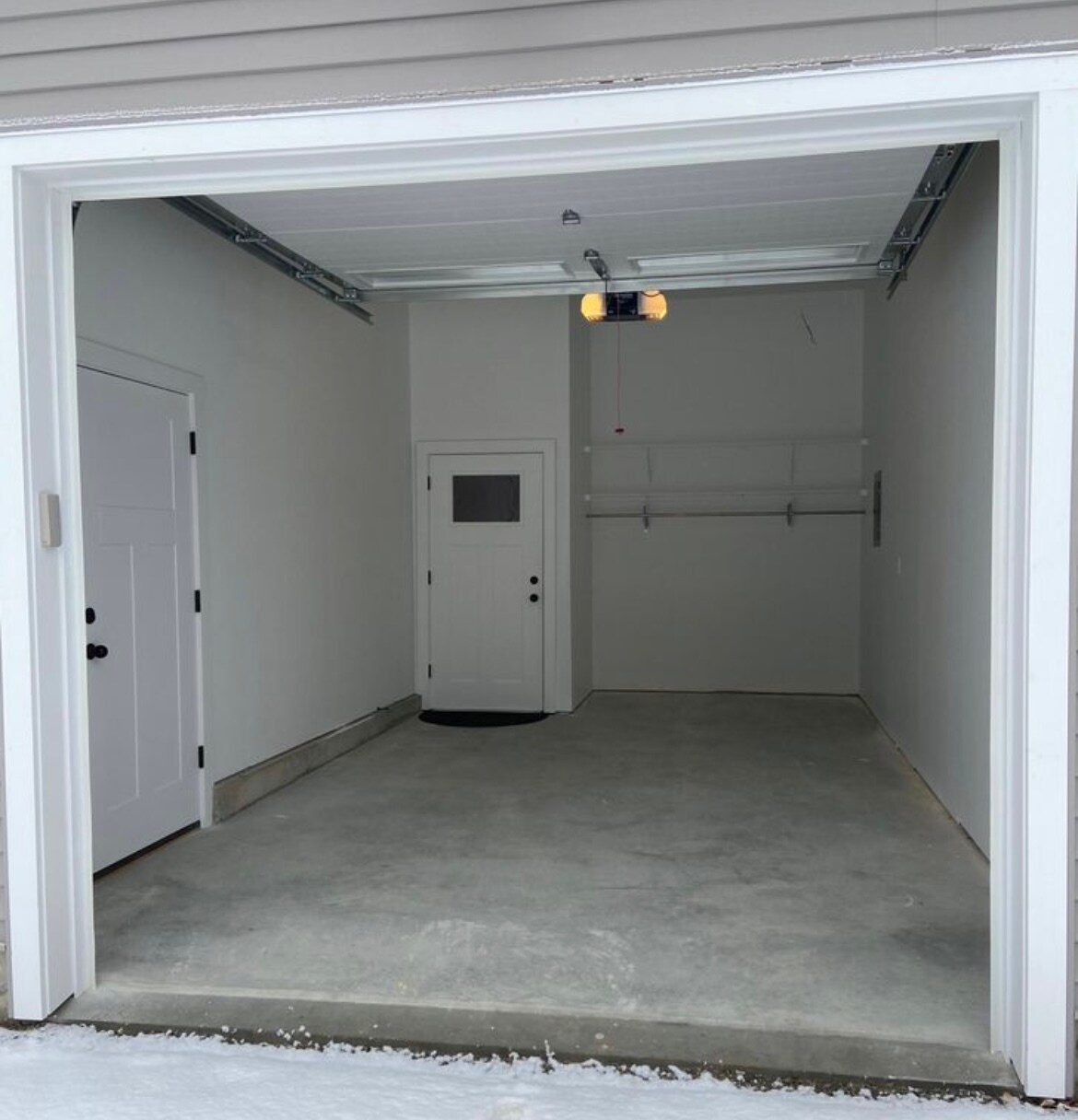 Building Photo - 260 N Williston Rd