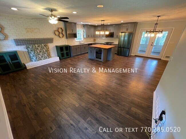 Building Photo - 117 Bascomb Dr