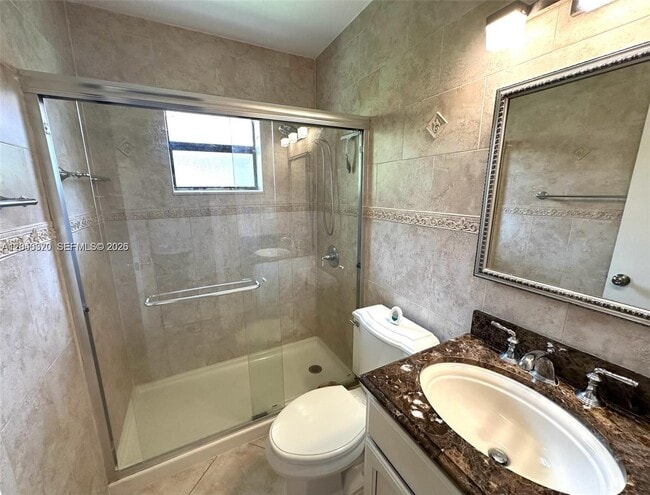 Building Photo - 2514 SW 138th Ave
