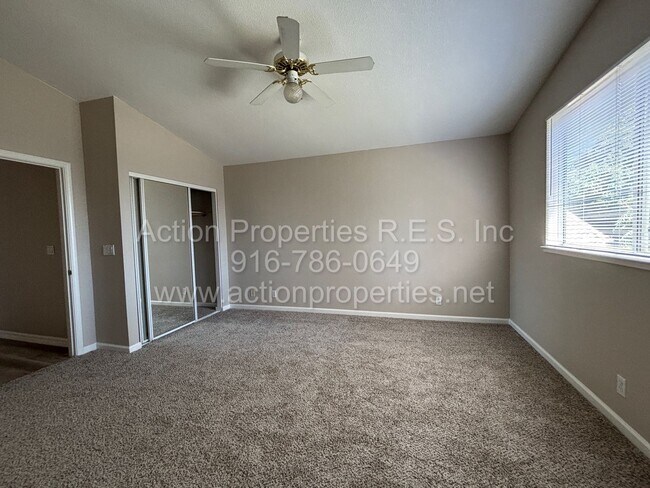 Building Photo - West Roseville Two Story, 4 Bedroom, 2.5 b...