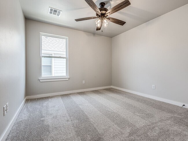 Building Photo - Stunning Brand New Build + Deerk Creek Sch...