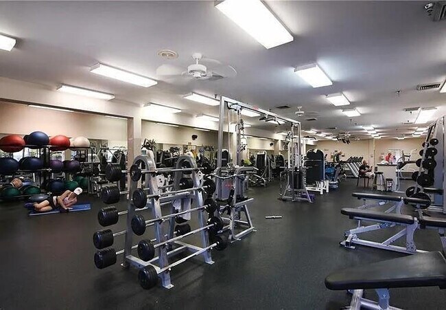 Building Photo - 3201 Portofino Point