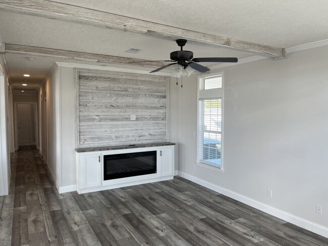 Building Photo - 336 Waddell St