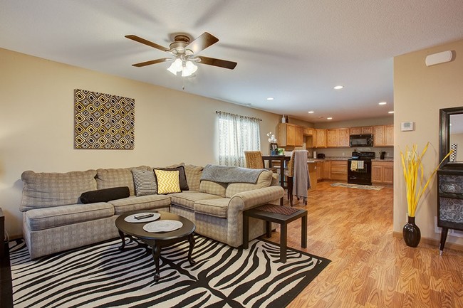 Family Room - Park Place Townhomes