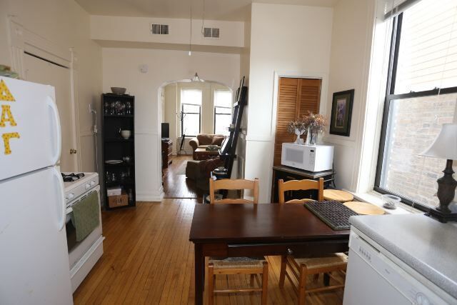 Building Photo - 2031 W Moffat St