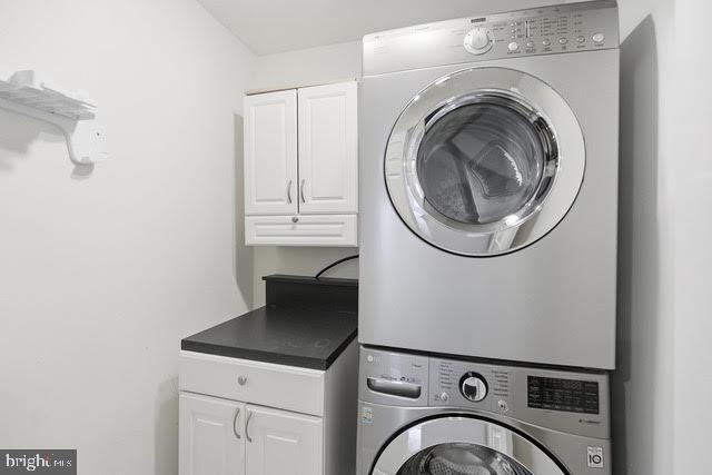 Building Photo - 5113 Knapp Pl