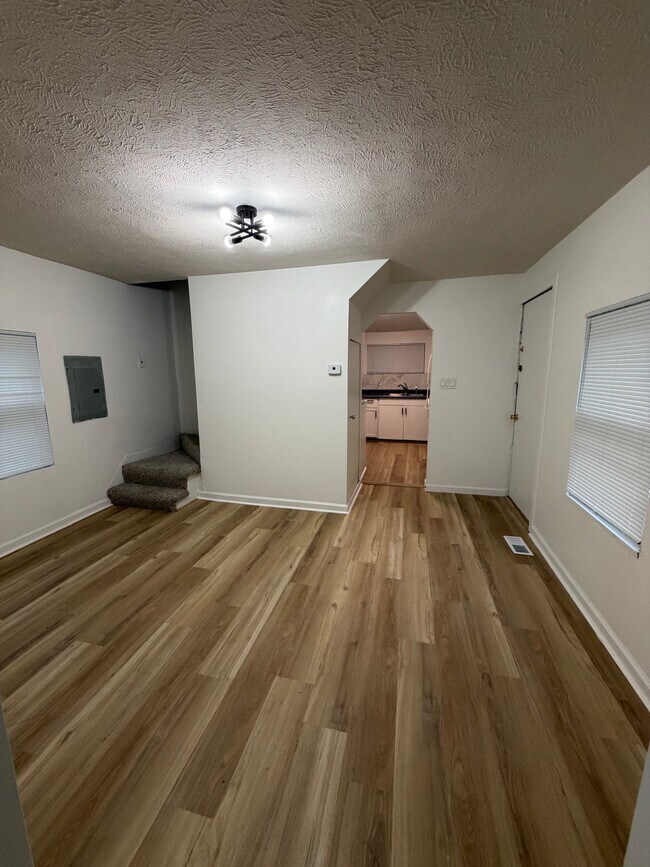 Building Photo - 1305 Avenue C