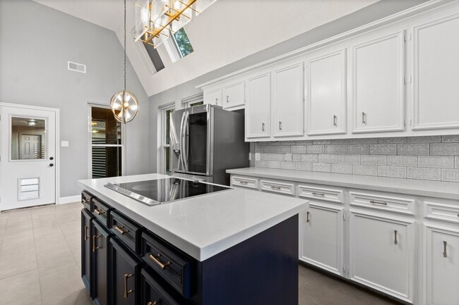 Building Photo - 31 Tanager Trail