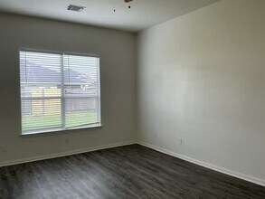 Building Photo - 60 Atascadero Dr