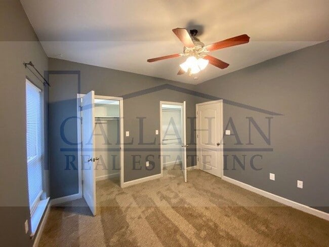 Building Photo - Sherwood 4 Bedroom in Stonehill