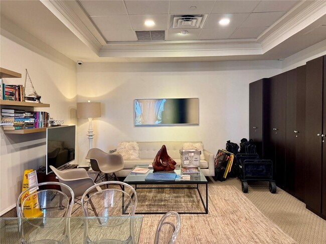 Building Photo - 7330 Ocean Terrace