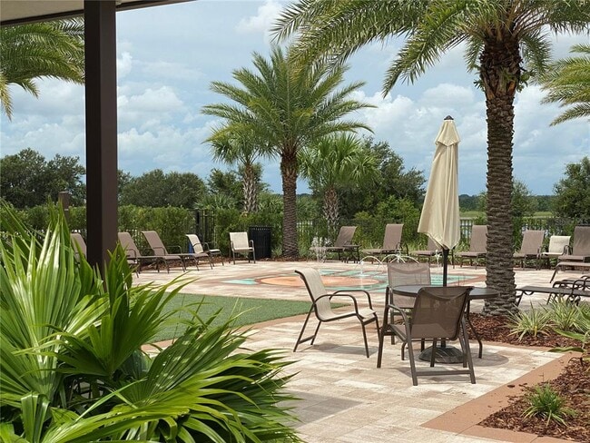 Building Photo - 8019 Glenlloyd Ave