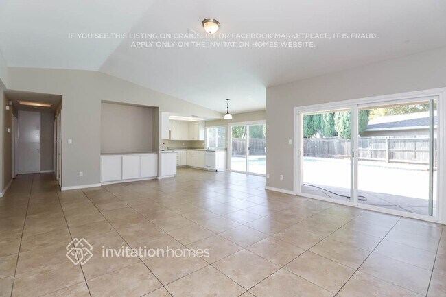 Building Photo - 9651 Elmira Cir