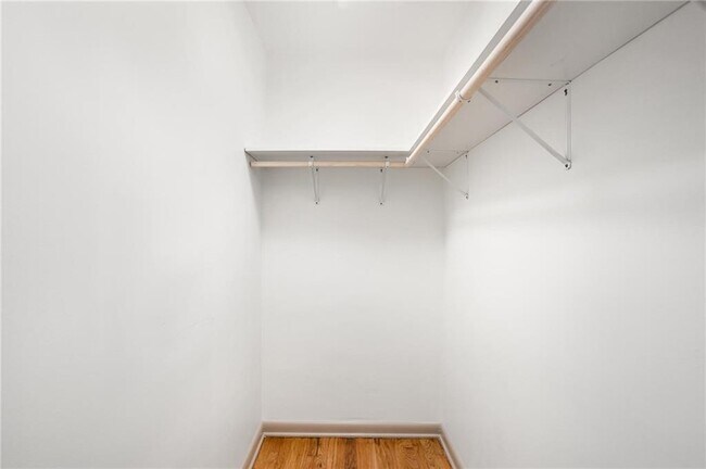 Building Photo - 1809 W 66th St