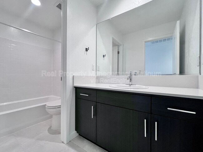 Building Photo - 2891 E Tierra Dr