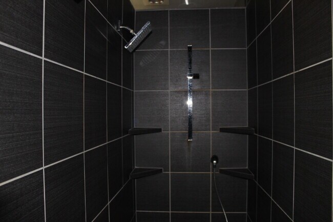 Building Photo - 16808 Kierland Ct