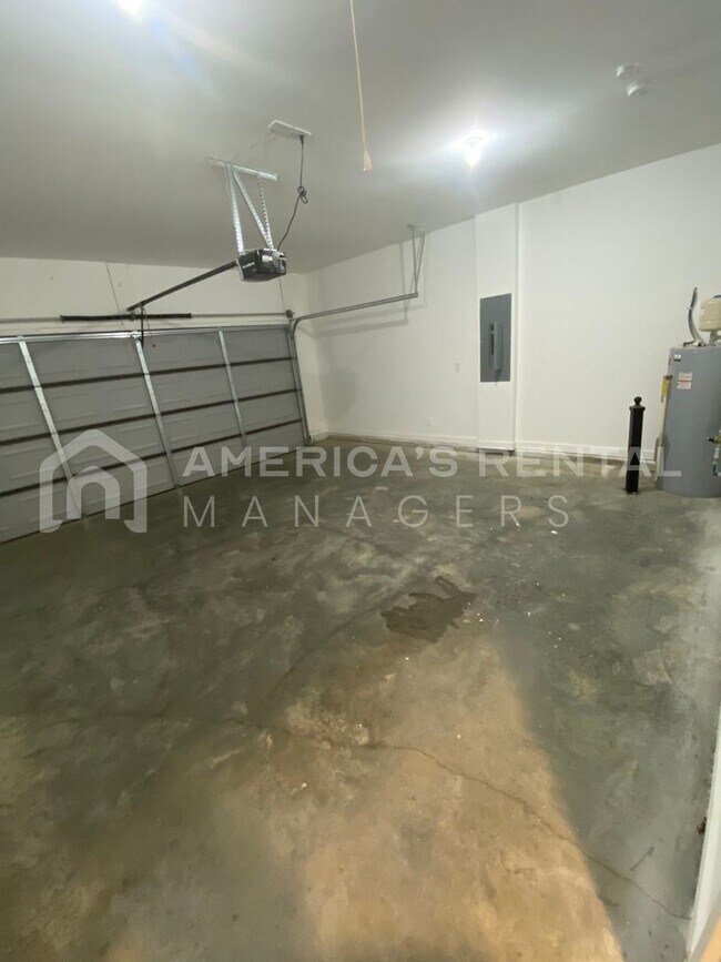 Building Photo - Home for Rent in Cullman, AL!!!  View with 48 Hours Notice!