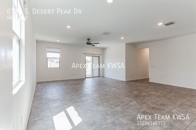 Building Photo - 6308 S Desert Peak Dr
