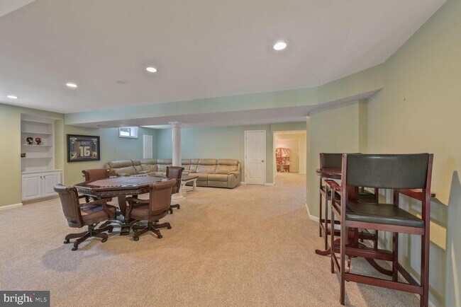 Building Photo - 5907 Tulloch Spring Ct