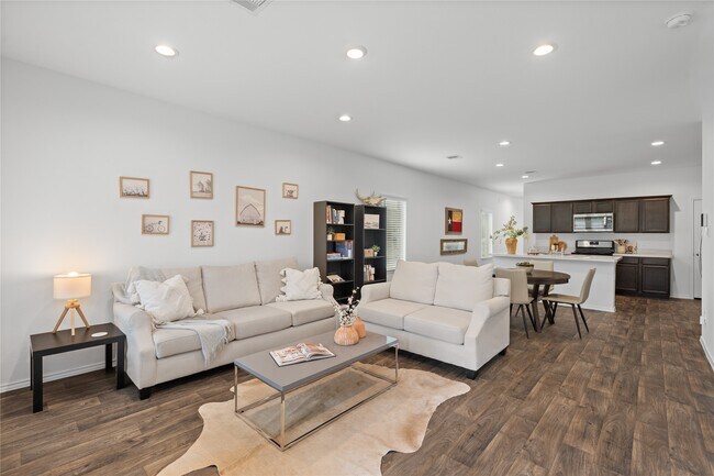 Building Photo - 22306 Forest Gorge Ln