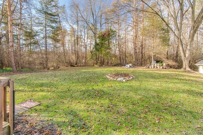 Building Photo - 9798 Mcgregor Rd