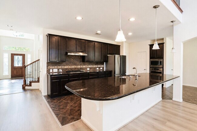 Building Photo - 3303 Belmont River Ln