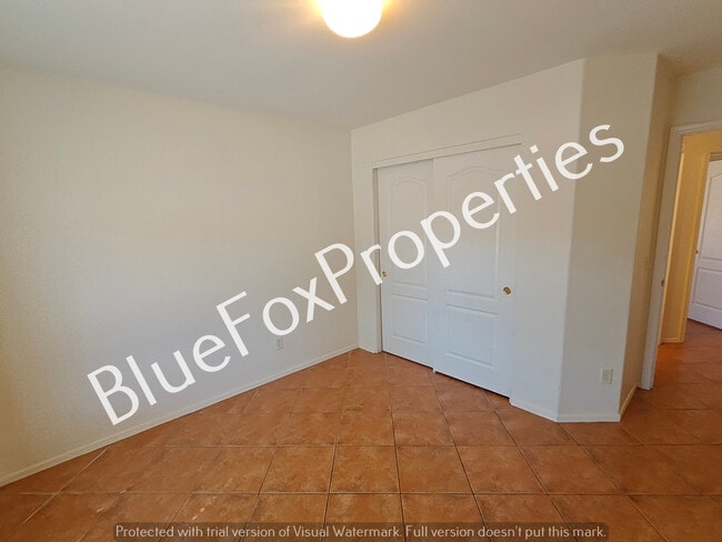 Building Photo - 60354 Alpine Way