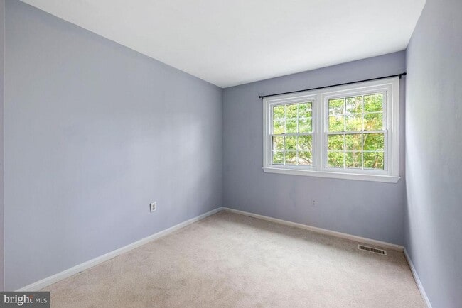 Building Photo - 4825 Nash Dr